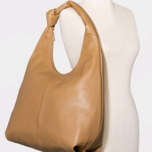 Knotted Shoulder Bag in Caramel Purse